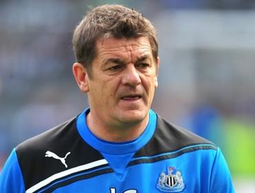 Newcastle boss John Carver will face former ally Alan Pardew